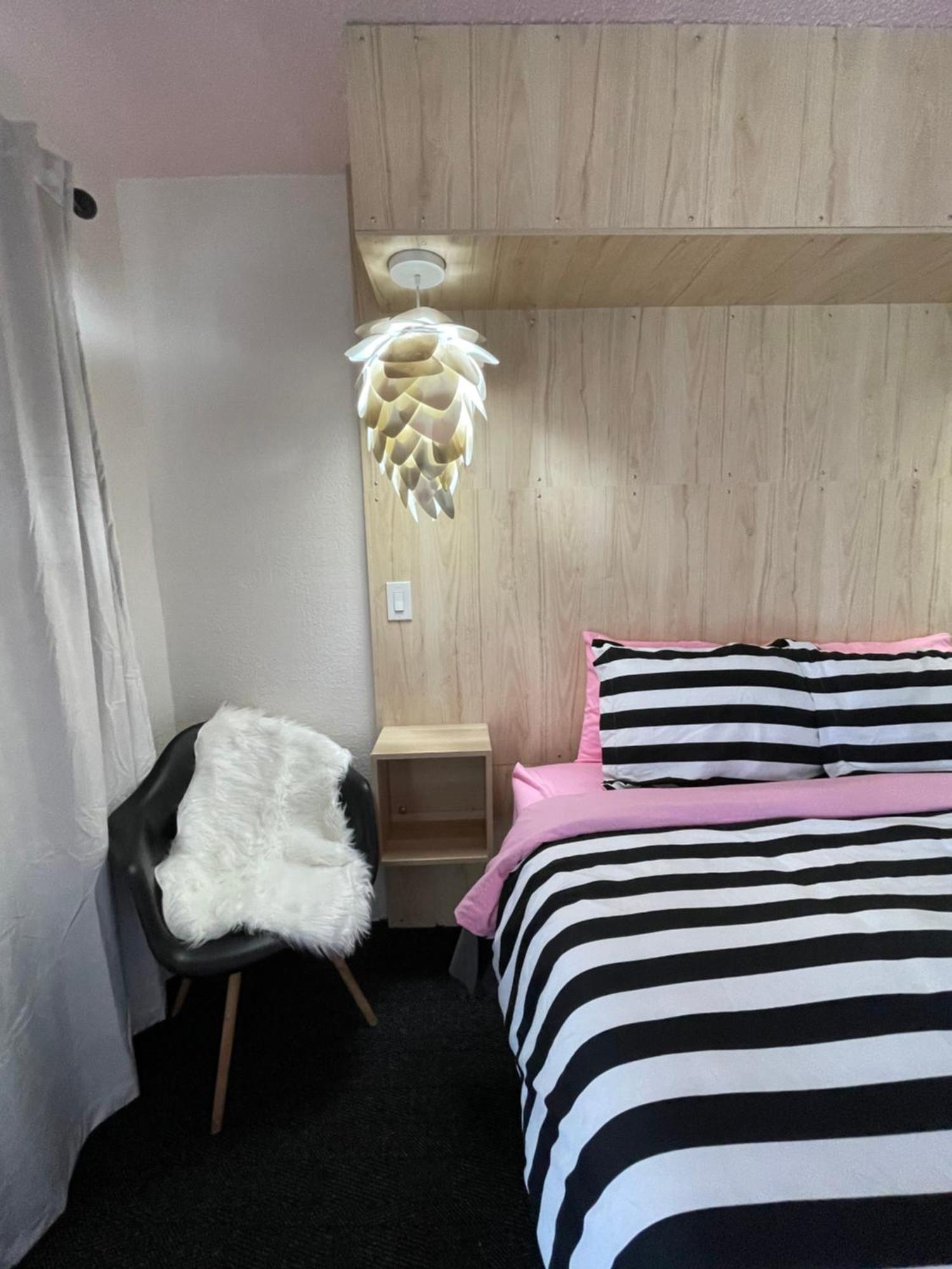Rainbow Motel Greeley Buitenkant foto