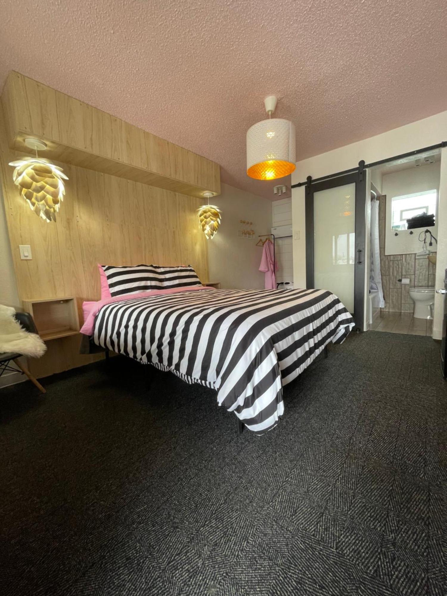 Rainbow Motel Greeley Buitenkant foto